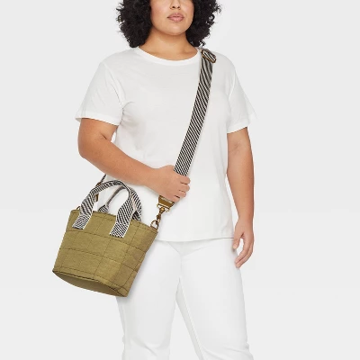 Small Tote Handbag - Universal Thread™