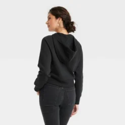 Women’s Cropped Hoodie Sweatshirt - Universal Thread™