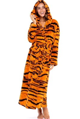 Women's Classic Winter Robe, Hooded Cozy Plush Fleece Bathrobe - Image 12